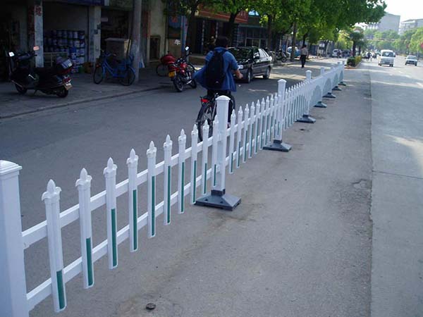PVC道路护栏图片3